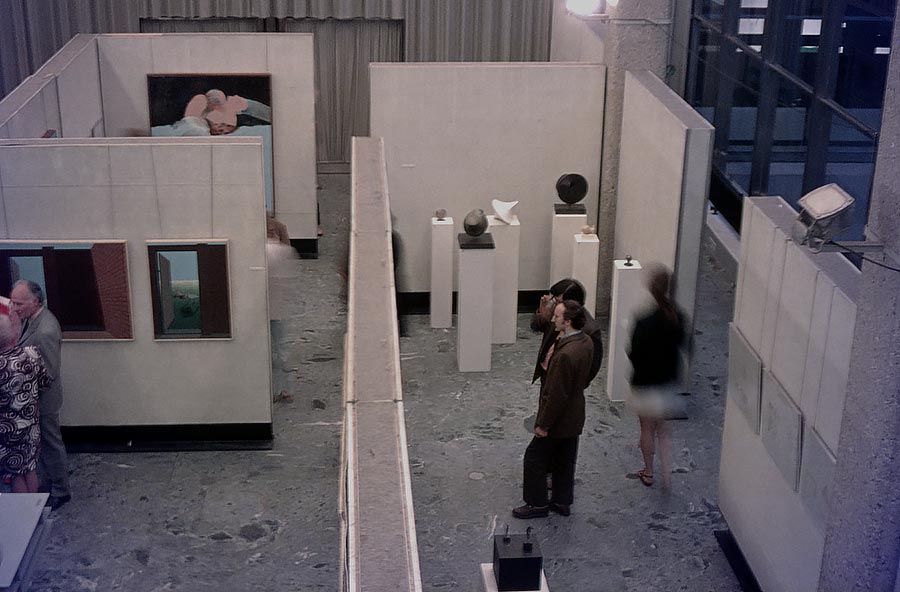 Rotterdamse Kunststichting Rotterdam Arts Foundation - Drempelprijs - de Doelen Gallery expositieruimte